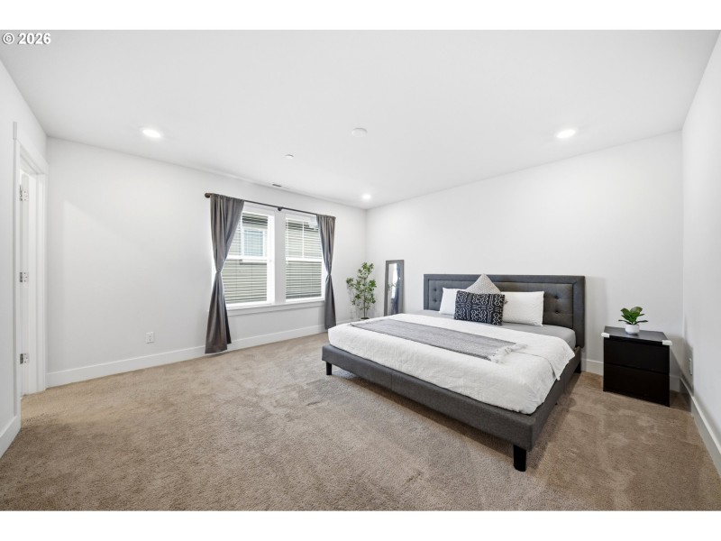 Bedroom, Owner's Suite