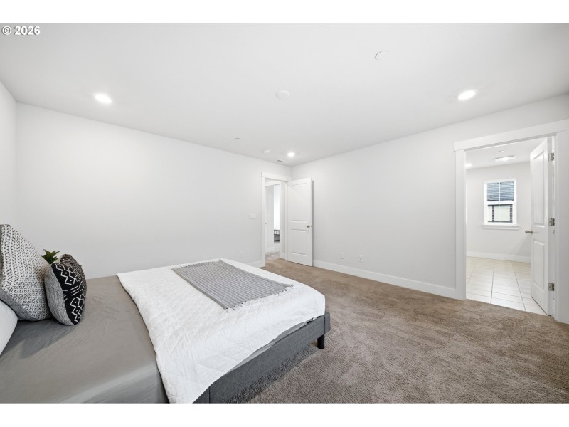 Bedroom, Owner's Suite