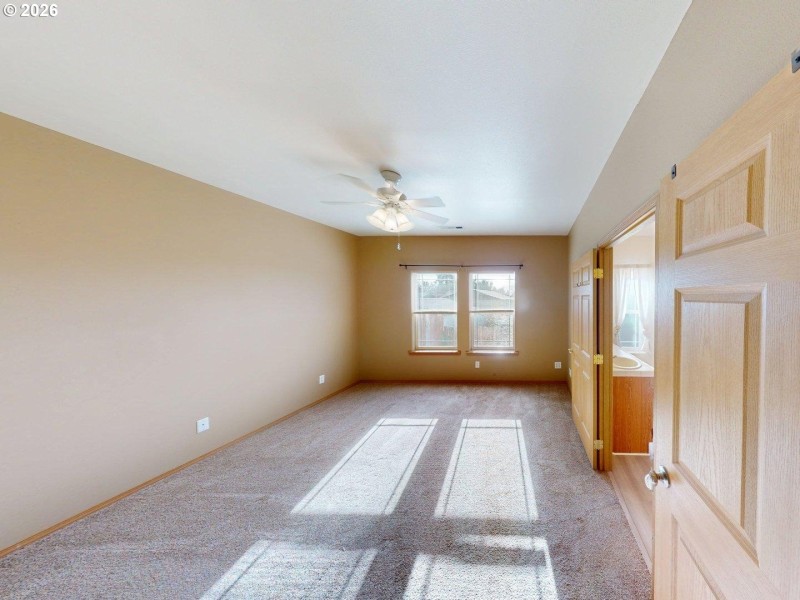 Bedroom, Owner's Suite