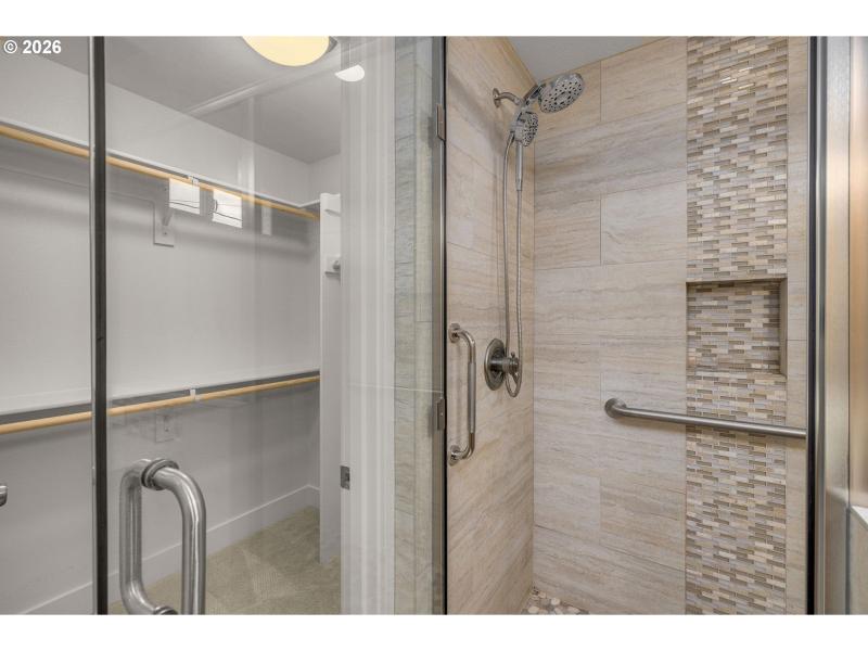 Owner's Suite Bathroom