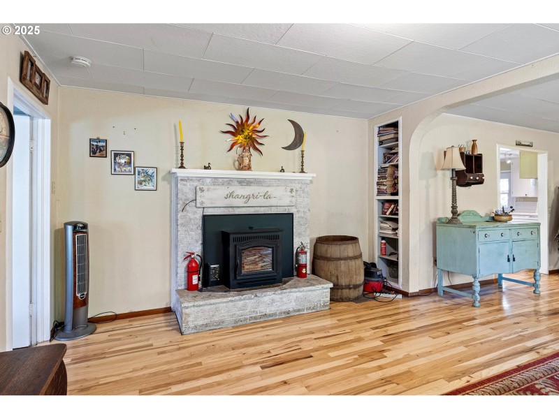 Fireplace