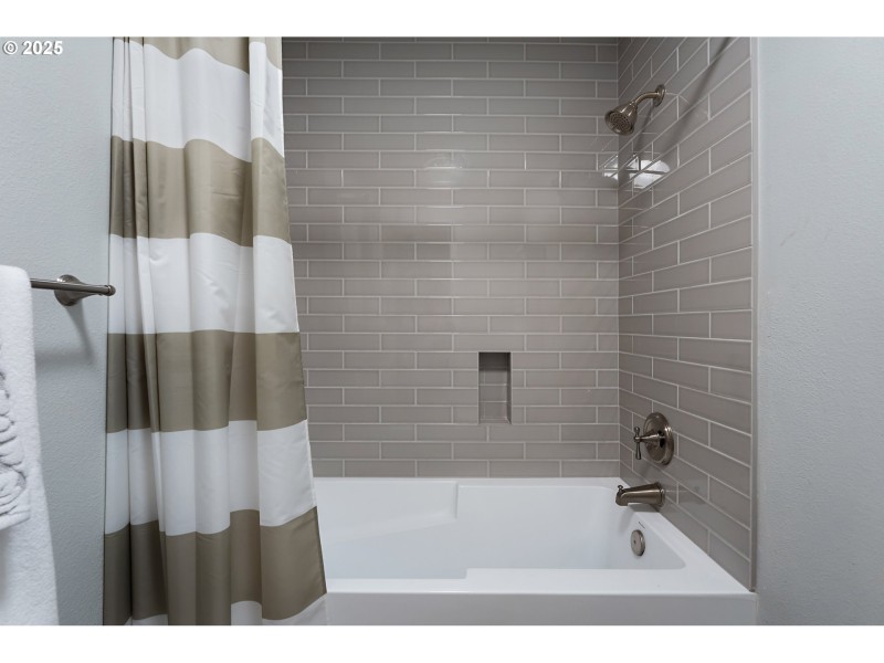 Bathroom, Attached