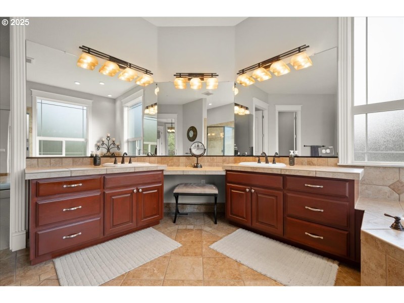 Bathroom, Attached