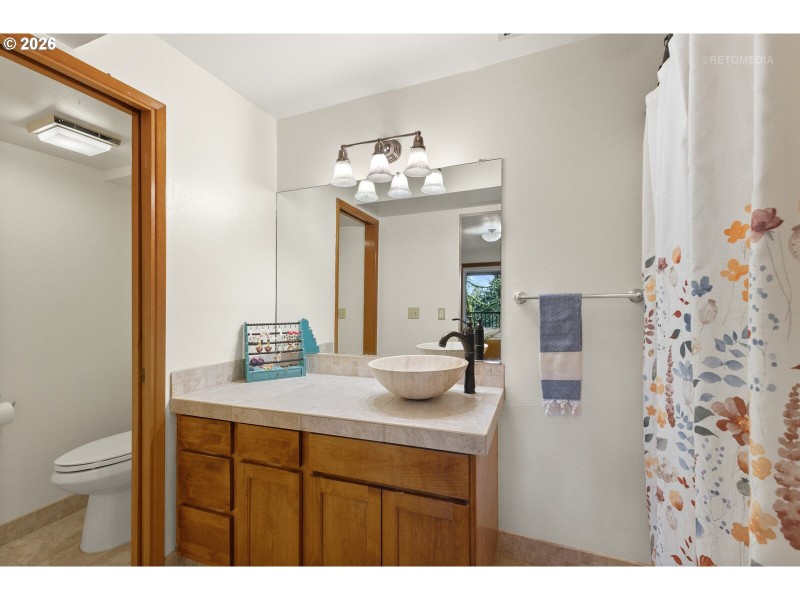 Owner's Suite Bathroom