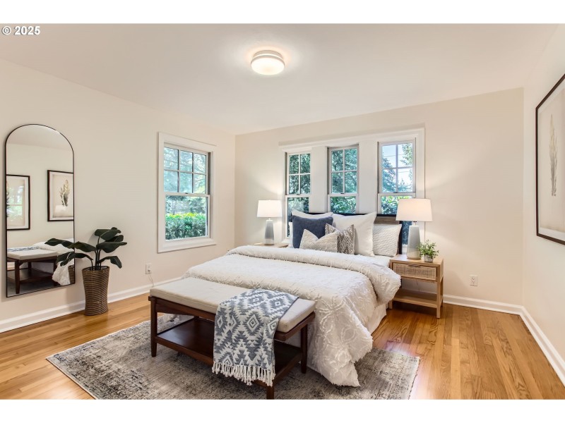 Bedroom, Primary