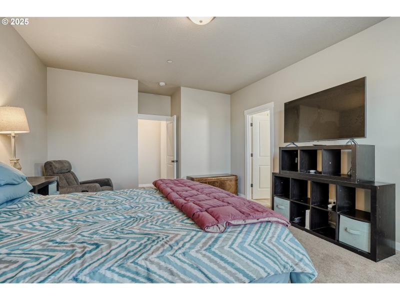 Bedroom, Owner's Suite