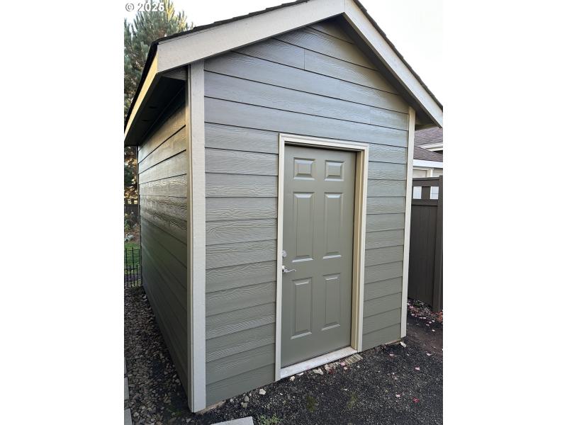 Shed