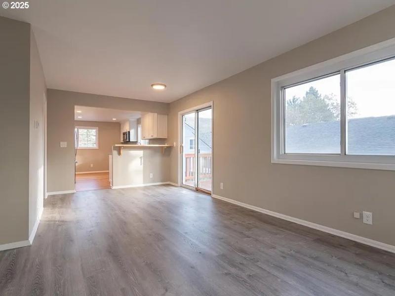Living Room/Dining Room