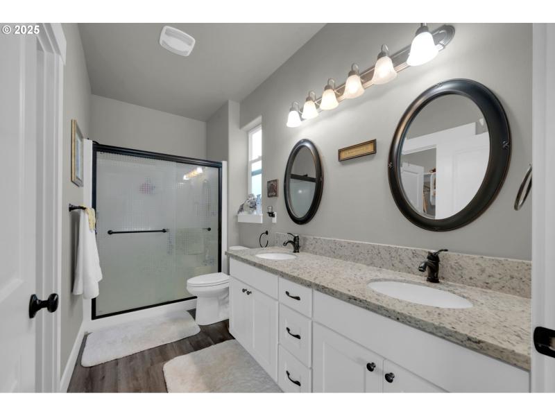 Owner's Suite Bathroom