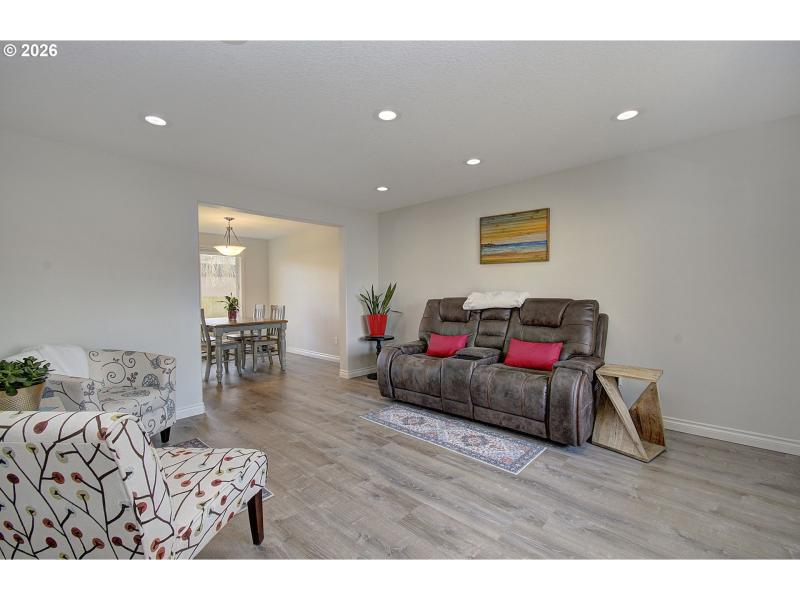 Living Room/Dining Room