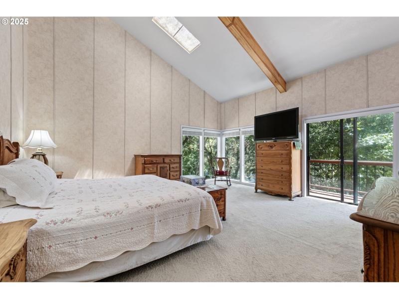 Owner's Suite Bedroom