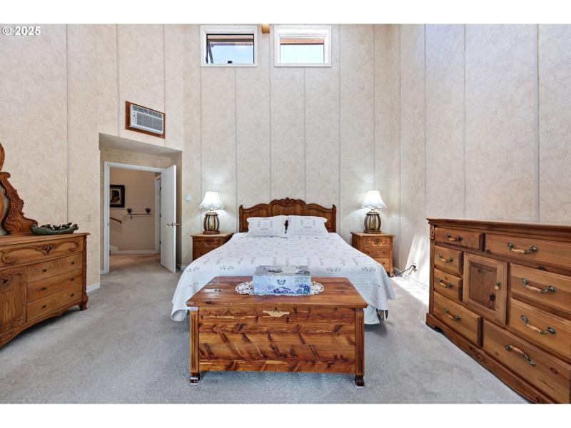 Owner's Suite Bedroom