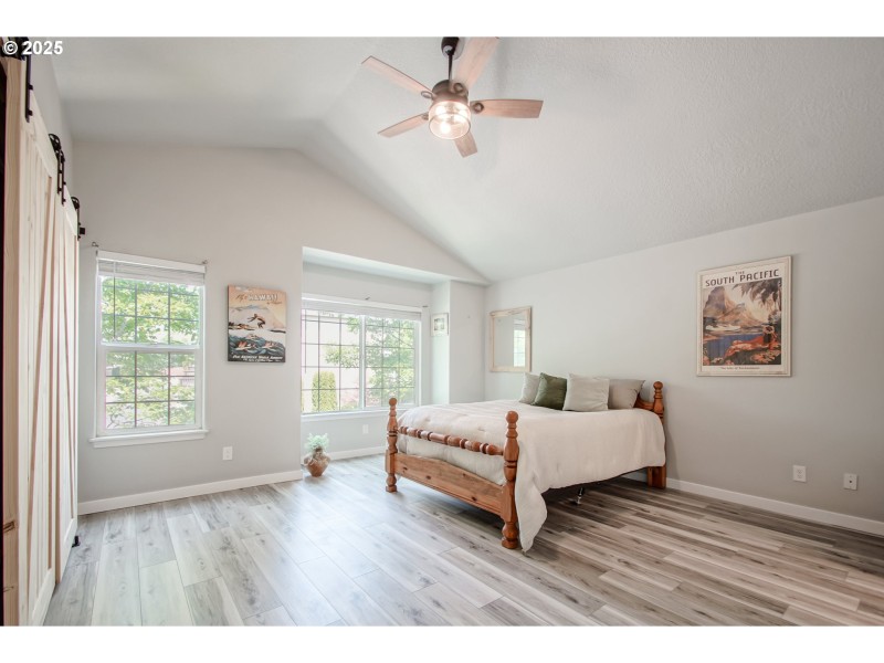 Bedroom, Primary