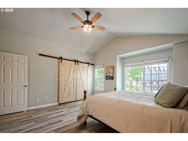 Bedroom, Primary