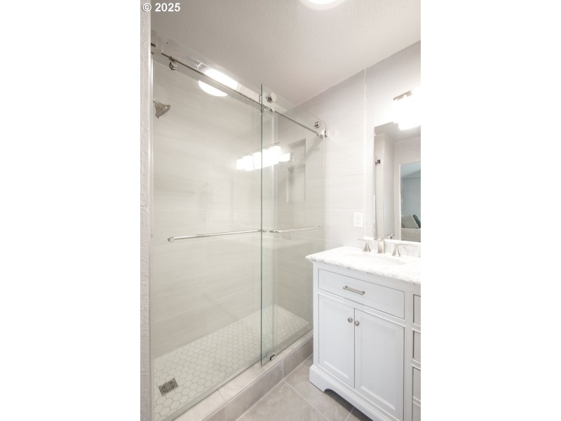 Bathroom, Attached