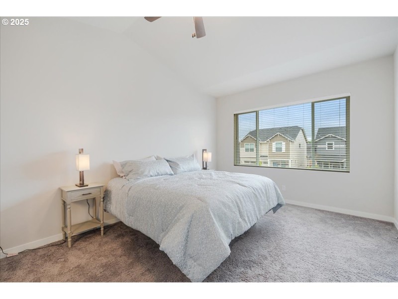 Bedroom, Primary