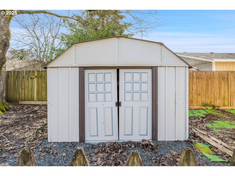 Shed