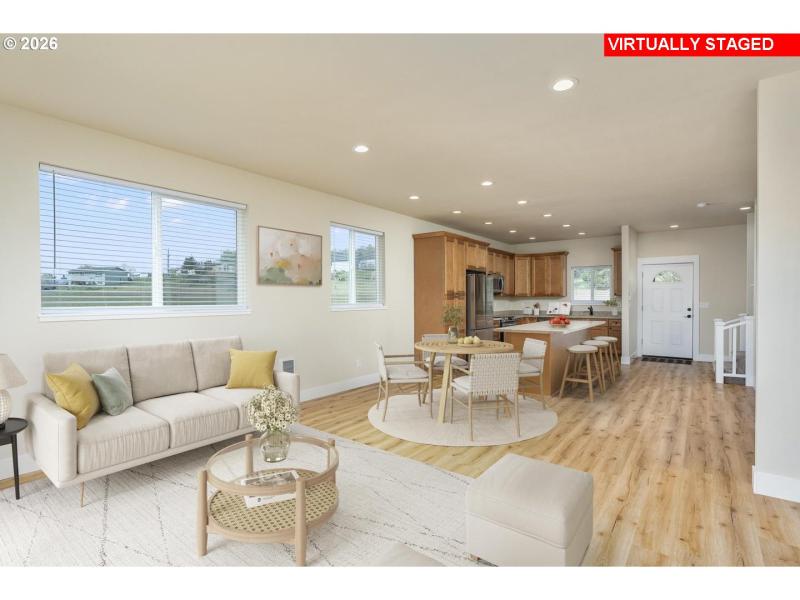 Living Room/Dining Room