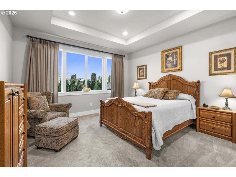 Bedroom, Owner's Suite