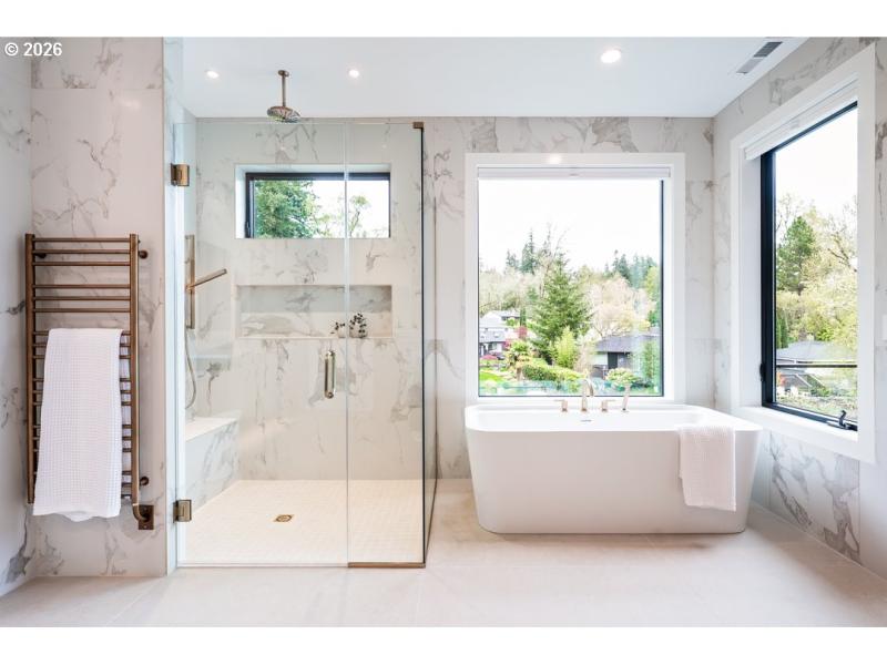 Owner's Suite Bathroom