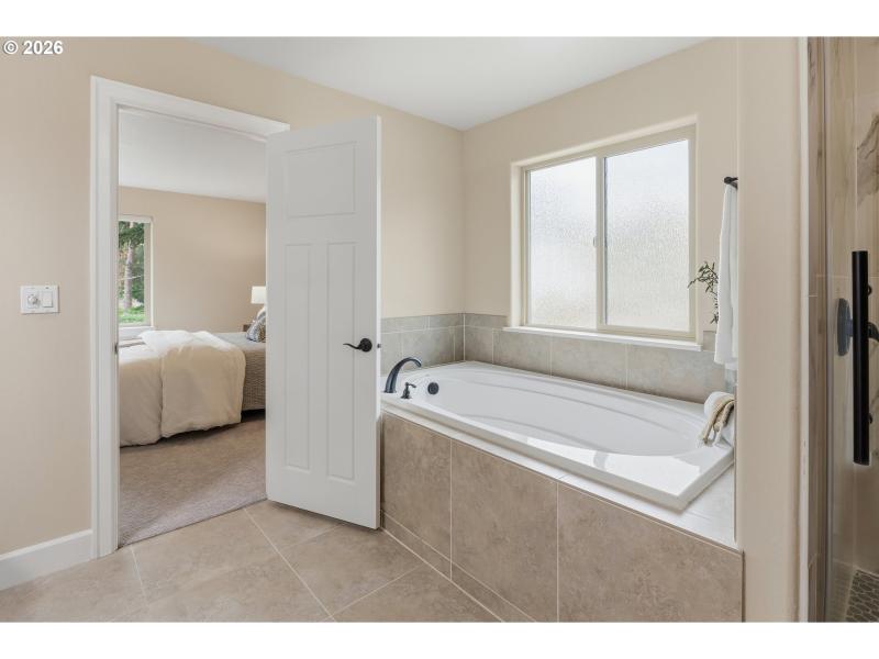 Owner's Suite Bathroom