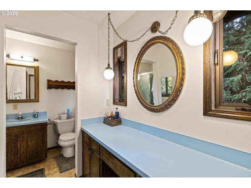 Owner's Suite Bathroom