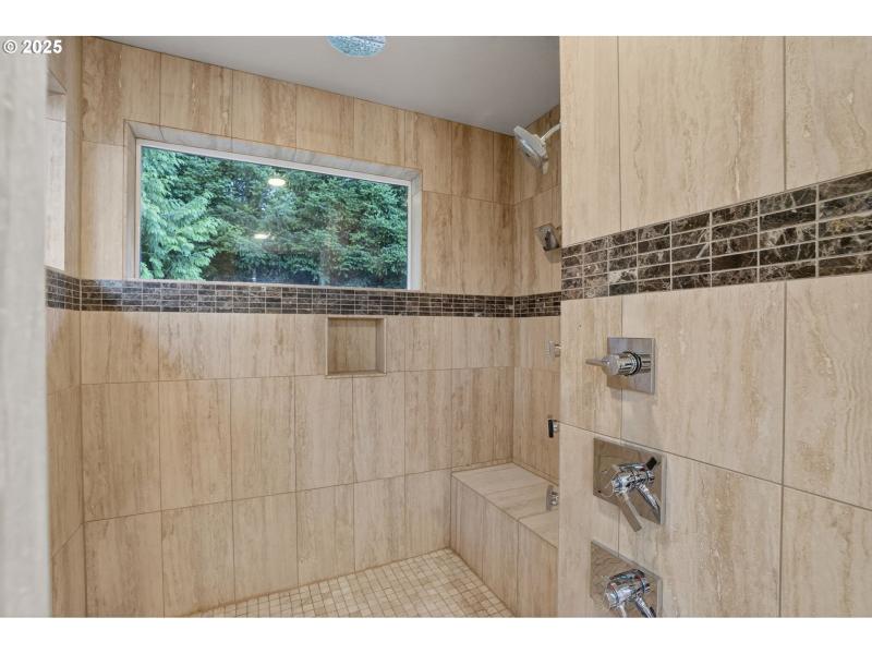 Owner's Suite Bathroom