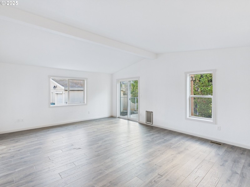 Bedroom, Primary