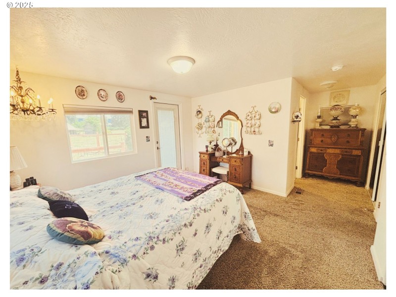 Bedroom, Owner's Suite