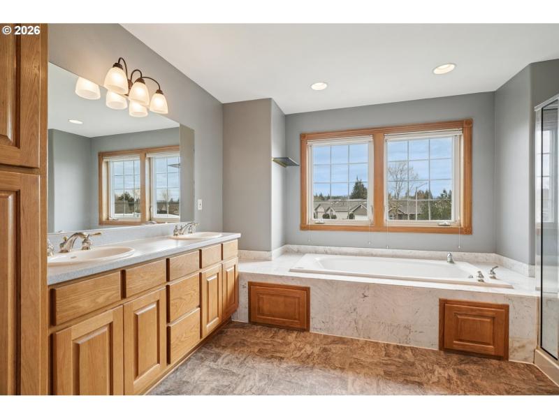 Owner's Suite Bathroom