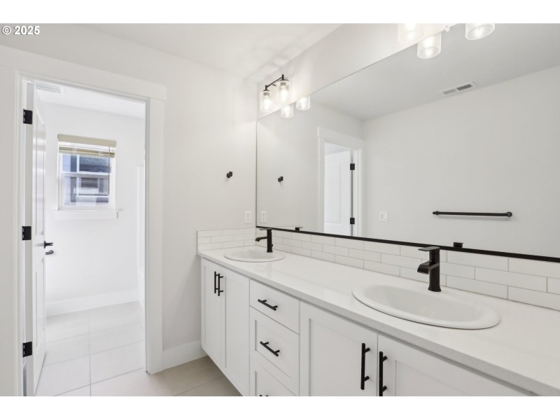 Attached Bathroom #2