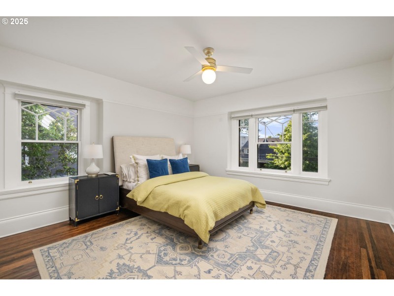 Bedroom, Primary