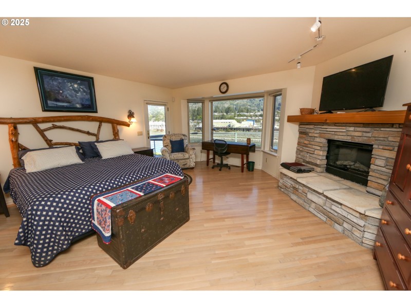 Owner's Suite Bedroom