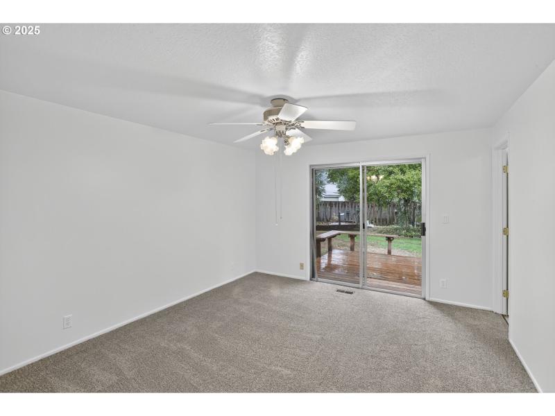 Bedroom, Owner's Suite