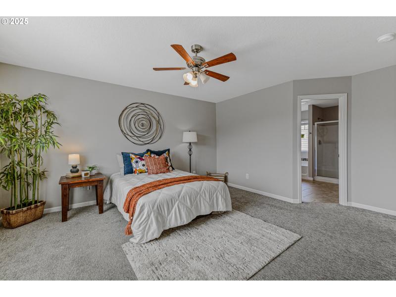 Bedroom, Owner's Suite