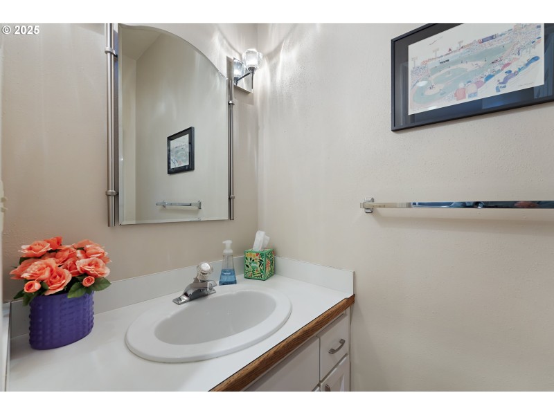 Bathroom, Continental