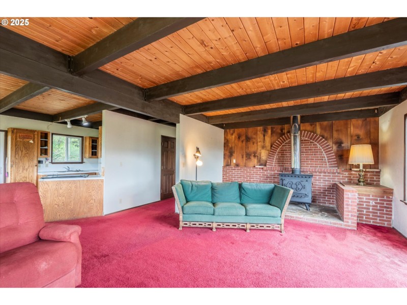 Kitchen/Living Room