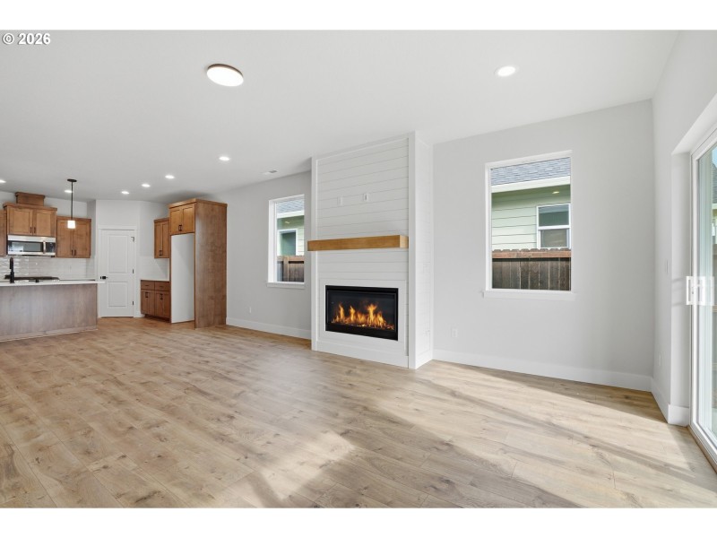 Living Room/Dining Room