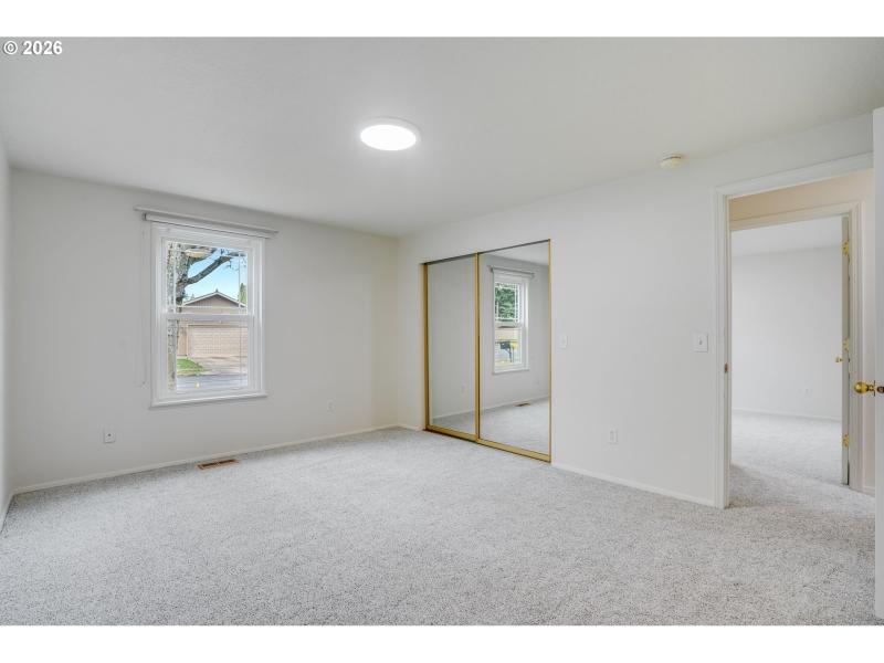 Bedroom, Owner's Suite