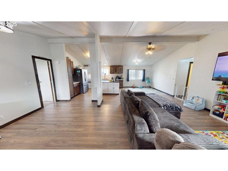 Living Room/Dining Room