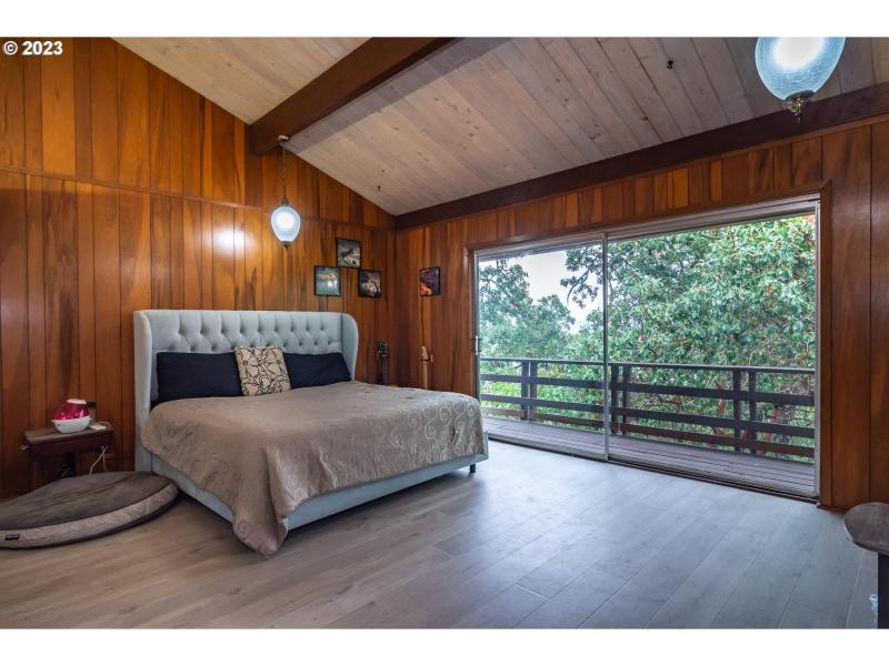 Bedroom, Owner's Suite