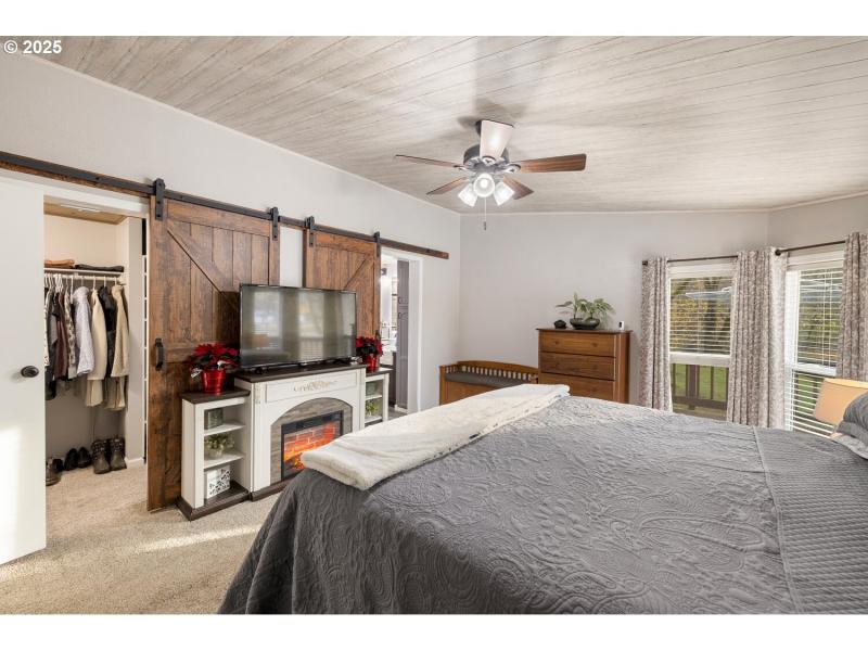 Bedroom, Owner's Suite