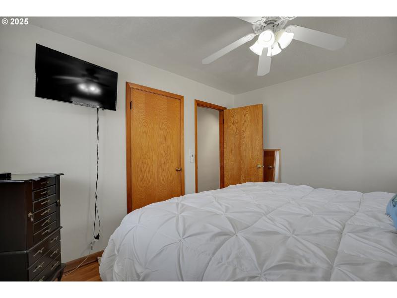 Bedroom, Owner's Suite