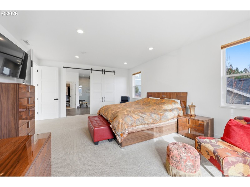 Bedroom, Owner's Suite