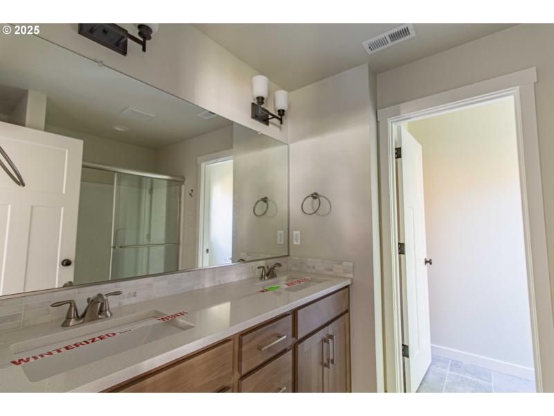 Owner's Suite Bathroom