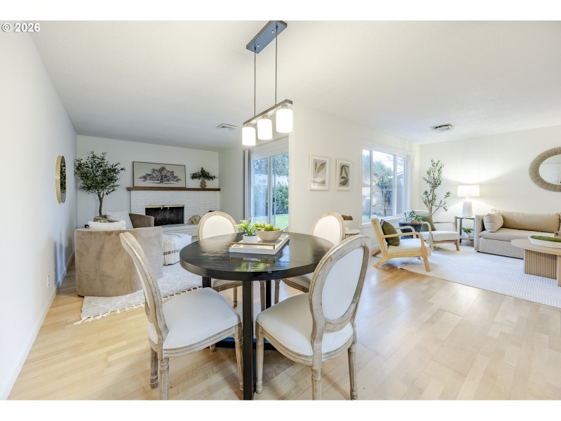 Living Room/Dining Room