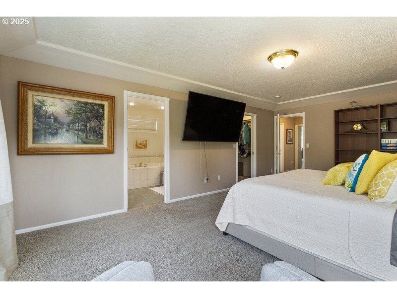 Owner's Suite Bedroom