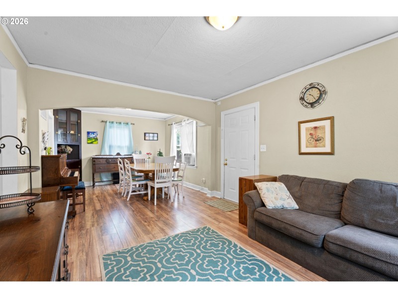 Living Room/Dining Room