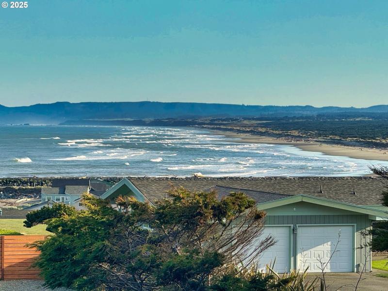 Bedroom, Owner's Suite