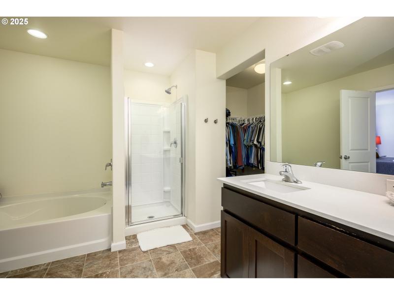 Owner's Suite Bathroom